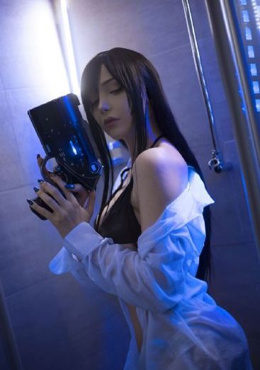 欧美欧美伊人人体艺术_1080免费在线播放