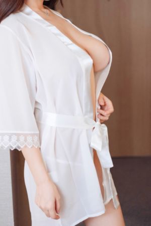 欧美西装马甲帅哥图片_1080P免费在线播放